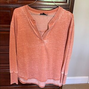 Women's Casual V-Neck Top - Heathered Coral
